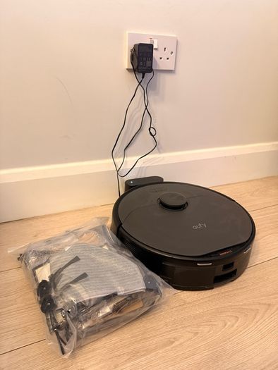 Eufy Clean X8 Pro robot vacuum & mop(Includes spare replacement parts)