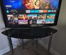 TV - Samsung 40" - not smart