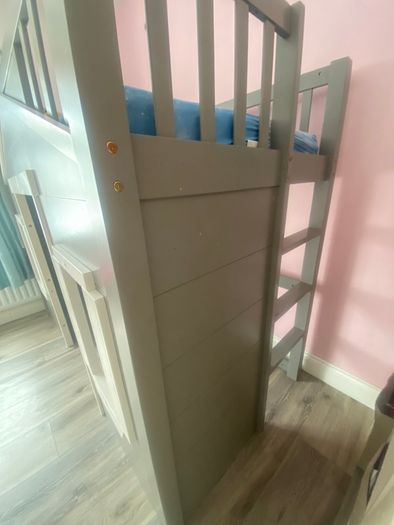 Single bed