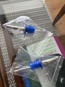 Pouring Spouts (x2)