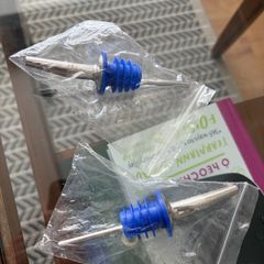 Pouring Spouts (x2)