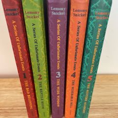 A Series of Unfortunate Events Books 1-5 By Lemony Snicket