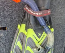 Scubapro fins + snorkel