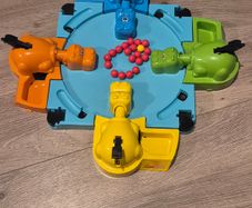 Hungry hippos