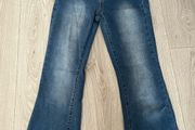 jeans with embroidered detail
