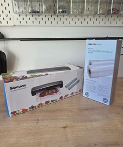 Brand New Vacuum Sealer Kit & Sous Vide Rolls Never Used