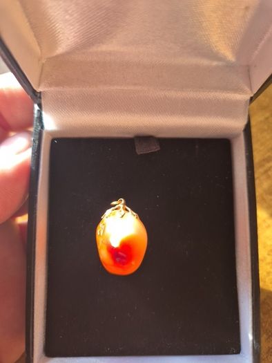 Vintage Polishes Agate Pendant