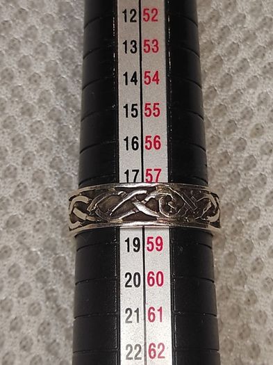 Sterling silver band ring