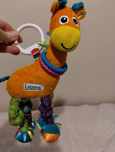 Lamaze  Stretch the Giraffe Sensory Toy