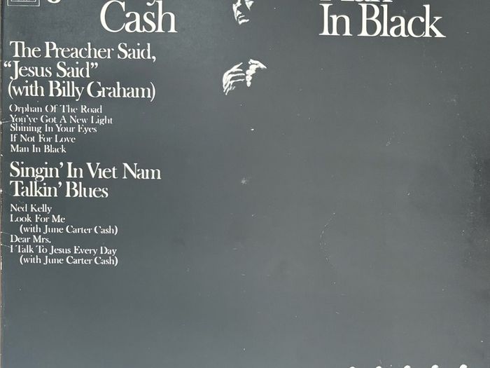 Johnny Cash - Man in Black. 1971 UK first pressing with original inner sleeve. Vinyl is absolutely mint, sleeve is in really nice shape. Bargain!