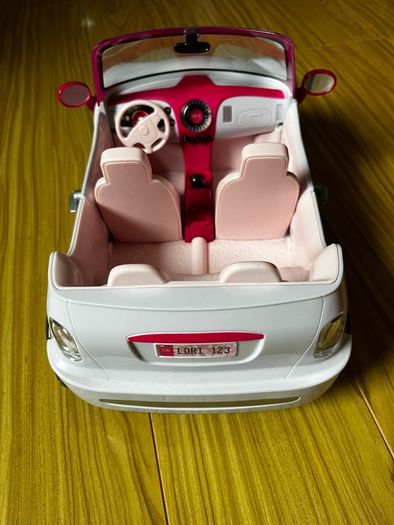 Lori Dolls Car