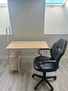 Office desk & chair