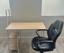 Office desk & chair