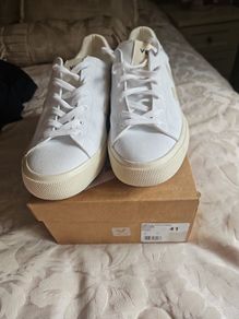 veja pierre white canvas 41