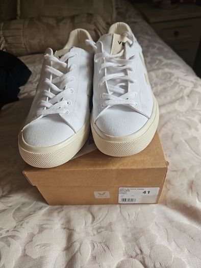 veja pierre white canvas 41