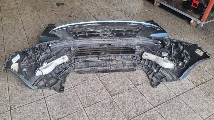 Genuine Volvo V40 MK2 2012-2019 front bumper and wings
