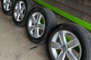 16" Genuine Volkswagen Alloys with Tyres