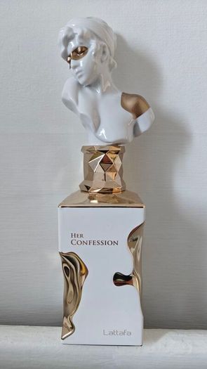 Lattafa Her Confession