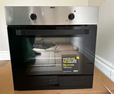 Zanussi Electric Ceramic 4-plate Hob (60cm) & single built in oven