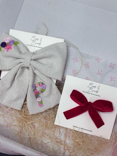 Hair bows