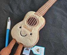 Jellycat Amuseables Ukulele