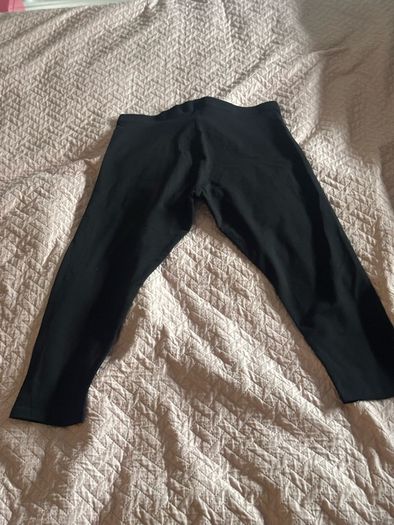 Brand new H&M black Leggings Womens 3/4 Length size M UK12 EU40 Postage included