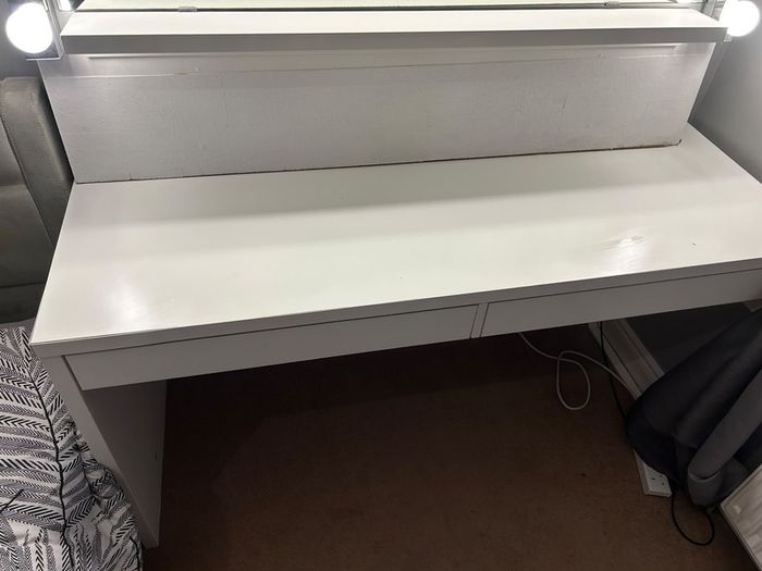 Ikea Micke desk & vanity mirror
