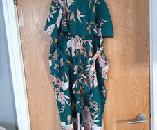 Jumpsuit.    S.14/16..