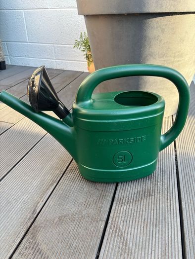 Outdoor Watering Can 5 Litres