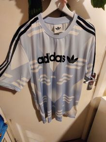 Men tee shirt Original Adidas brand new