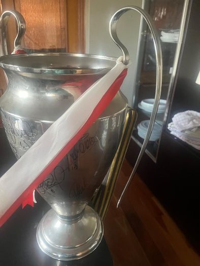 Liverpool signed champions league trophy