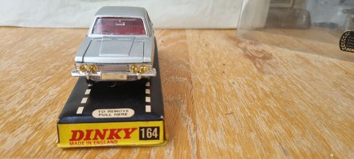 Dinky Diecast Ford Zodiac