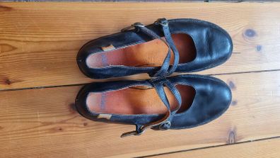 camper shoes 38