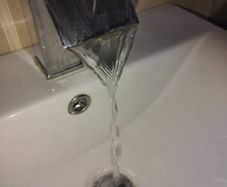 Bathroom sink