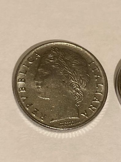 Italy 100 and 50 Lire small size