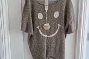MAT jumper bnwt taupe with unusual detail on the back, short sleeve S/M