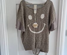 MAT jumper bnwt taupe with unusual detail on the back, short sleeve S/M