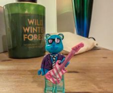New LEGO Blue-Beary Guitarist Vidiyo Minifigure Candy Castle set 43111 vid022