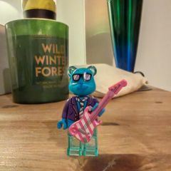 New LEGO Blue-Beary Guitarist Vidiyo Minifigure Candy Castle set 43111 vid022
