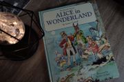 Alice in Wonderland ! by Lewis Carroll ! Hardcover ! 2005 ! by Award Publications !