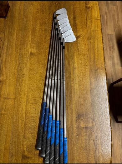Mizuno Set of Irons