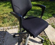 ergonomic office chair