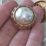 1980's Large Gold Tone Pearl Clip on Earrings Image 4