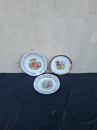 3 china marquises decoratives plates