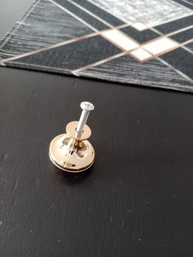 Kitchen knobs