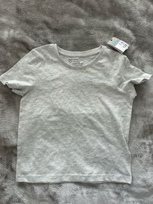 BNWT Plain grey T-shirt, 128cm, 7-8 years