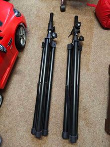speaker stands