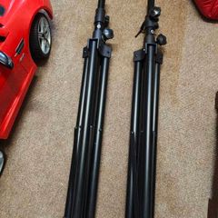 speaker stands