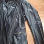 womans coat Image 4