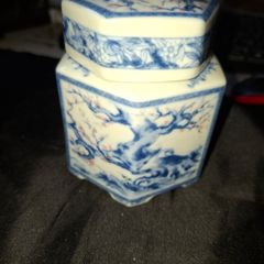 Vintage Antique Chinese Blue White Porcelain Tea Sugar Jar with Lid, Postage Available or collection